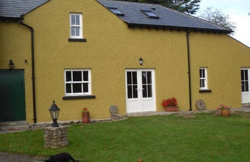 Clogher House | 82 m² House ∙ 2 bedrooms ∙ 4 guests
