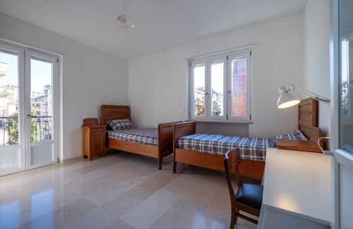 Acquabella Other | 85 m² Shared room ∙ 1 bedroom ∙ 1 guest