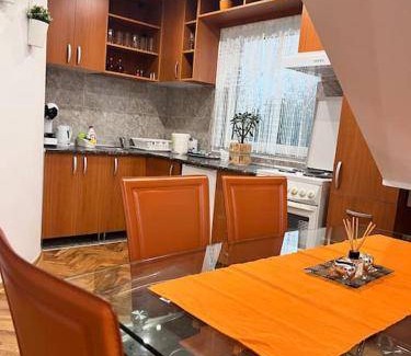 Palilula Apartment | 92 m² Apartment ∙ 3 bedrooms ∙ 9 guests