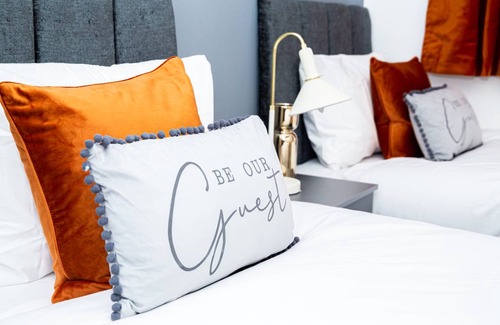Dudley House | 95 m² House ∙ 3 bedrooms ∙ 7 guests