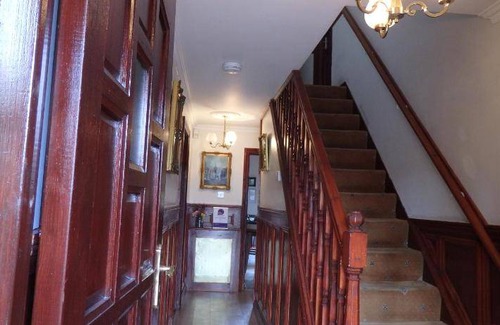 Barnt Green Bed & Breakfast | 98 m² Bed and breakfast ∙ 127 guests