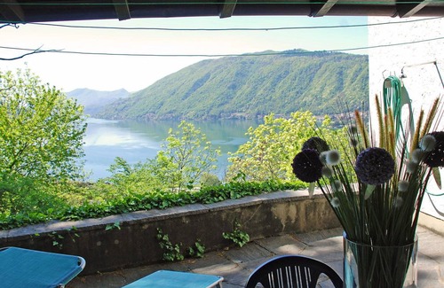 Bissone Other | Accommodation ∙ 4 bedrooms ∙ 6 guests