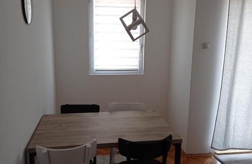 Soko Banja Apartment | Apartmani HRAST Sokobanja