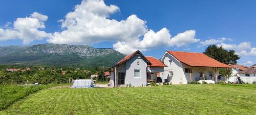 Nisava District Apartment | Apartmani Petrović SEMČE Suva Planina