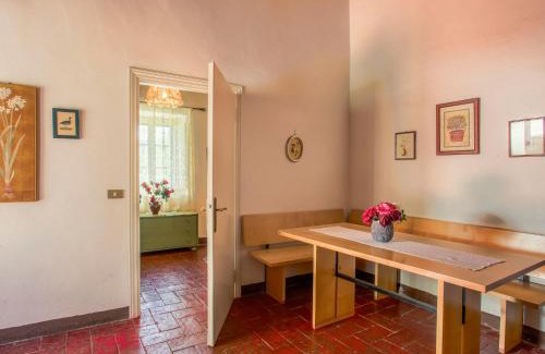 Monteriggioni Apartment | Apartment Fattoria Petraglia - Terrazza by Interhome