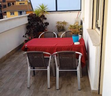 Tuscolano Apartment | Attico luminoso terrazza Metro A Aria Cond WiFi