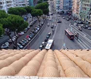 Tuscolano Apartment | Attico luminoso terrazza Metro A Aria Cond WiFi