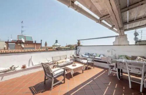 Rimini Historic Center Apartment | B&B Antiche Porte