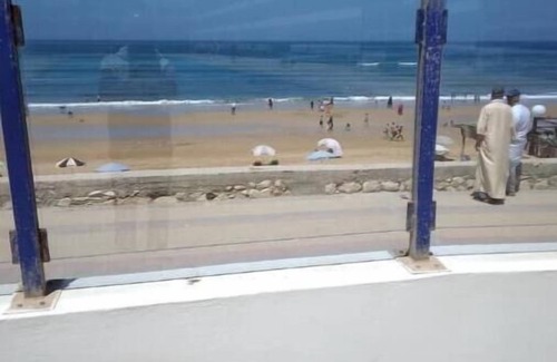 Anza Apartment | Beautiful Appart Agadir Aourir: Feet in the water!