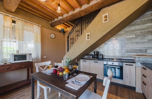 Castelvecchio House | Beautiful private villa with A/C, WIFI, hot tub, private pool, TV, terrace and pets allowed