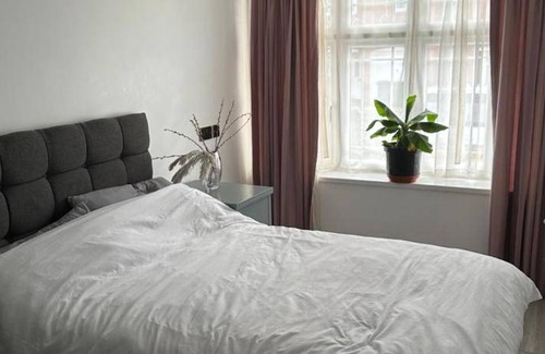 Walsall Bed & Breakfast | Bed and breakfast ∙ 1 bedroom ∙ 2 guests