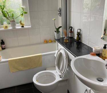 Prestwick Bed & Breakfast | Bed and breakfast ∙ 2 guests