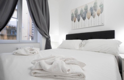 Historical Center Apartment | Best Chiaia 74 By Dimorra