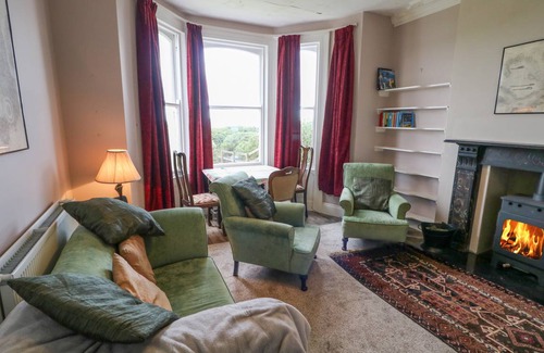 Ballycastle Cottage | Cabin ∙ 5 bedrooms ∙ 9 guests