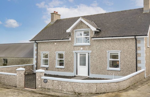 Bushmills Cottage | Cabin ∙ 3 bedrooms ∙ 8 guests