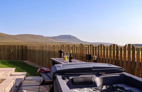 Yockenthwaite Cottage | Cabin ∙ 1 bedroom ∙ 3 guests