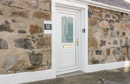 Buckie Cottage | Cabin ∙ 1 bedroom ∙ 2 guests