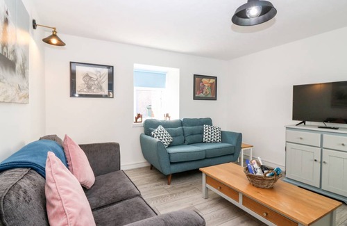 Buckie Cottage | Cabin ∙ 1 bedroom ∙ 2 guests