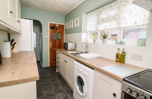 Haxby Cottage | Cabin ∙ 1 bedroom ∙ 2 guests
