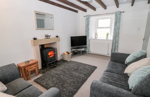 Jedburgh Cottage | Cabin ∙ 2 bedrooms ∙ 4 guests