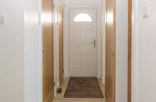 Castle Douglas Cottage | Cabin ∙ 2 bedrooms ∙ 4 guests