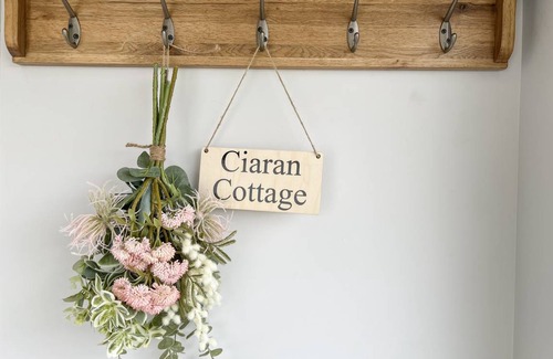 Fearnan Cottage | Cabin ∙ 2 bedrooms ∙ 4 guests