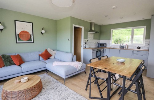 Fearnan Cottage | Cabin ∙ 2 bedrooms ∙ 4 guests