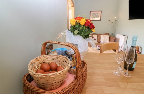 Perth Cottage | Cabin ∙ 2 bedrooms ∙ 4 guests