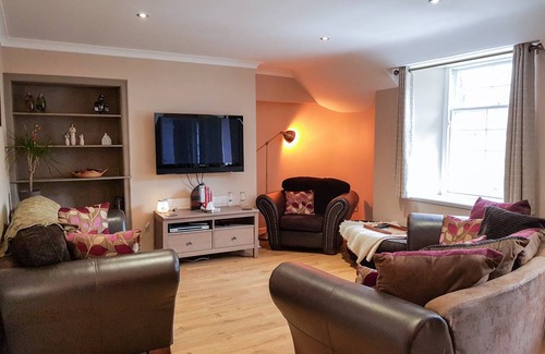 Glenrothes Cottage | Cabin ∙ 3 bedrooms ∙ 6 guests
