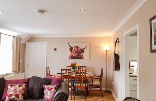 Glenrothes Cottage | Cabin ∙ 3 bedrooms ∙ 6 guests