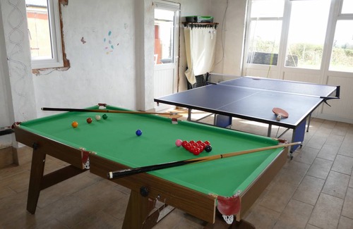 Kilkeel Cottage | Cabin ∙ 3 bedrooms ∙ 8 guests