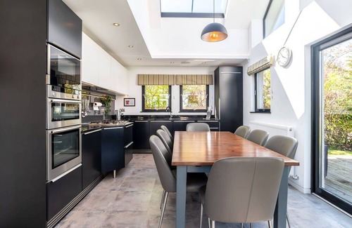 Crail Cottage | Cabin ∙ 5 bedrooms ∙ 10 guests
