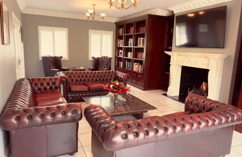 Millhouse Green Cottage | Cabin ∙ 7 bedrooms ∙ 15 guests