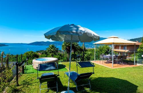 Cargiago Apartment | Casa 24 - Trilocale con Vista Lago, Giardino e Idromassaggio Gonfiabile