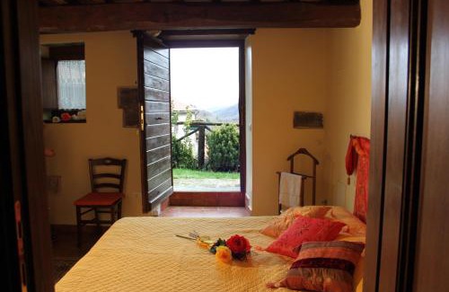 Raggiolo House | Casa Vacanze Le Antiche Pietre