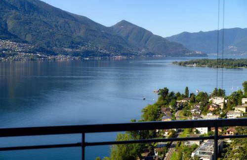 Minusio Apartment | Chiar di Luna by Quokka 360 - loft with view of Lake Maggiore