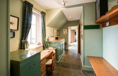 Grantown-on-Spey Cottage | CLASHINDEUGLE FARMHOUSE & ANNEX, pet friendly in Grantown-On-Spey