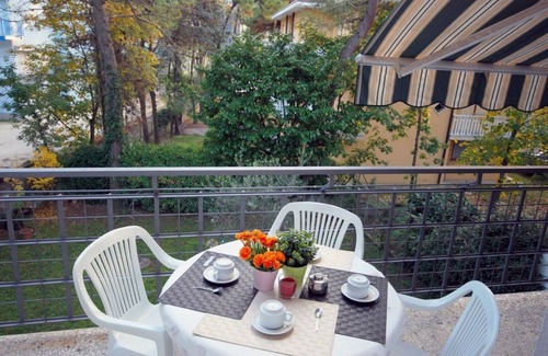Lignano Pineta Apartment | Completely renewed apartment with terrace in a quiet area of Lignano Pineta