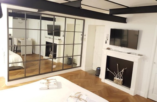 Duomo Apartment | Corso In Florence