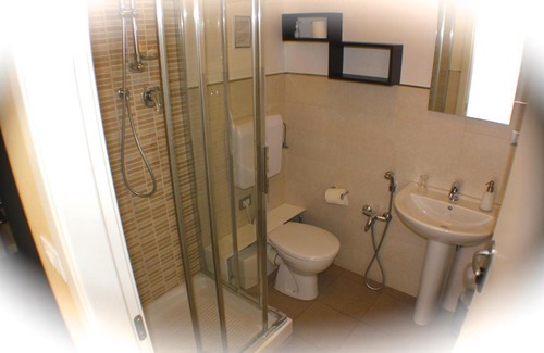 Pescara Bed & Breakfast | Domus Corso Umberto 18 B&B