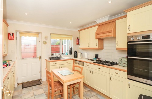 Woolacombe House | FAIRWAYS, family friendly, with a garden in Woolacombe