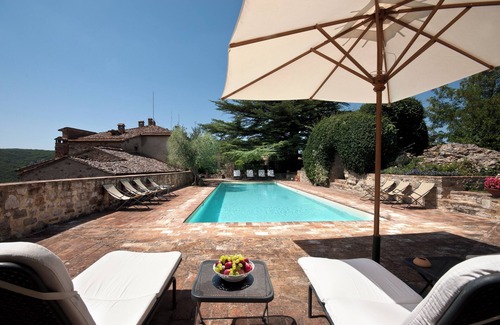 San Venanzo Apartment | Farmhouse apartments with breathtaking scenery and unspoiled nature.