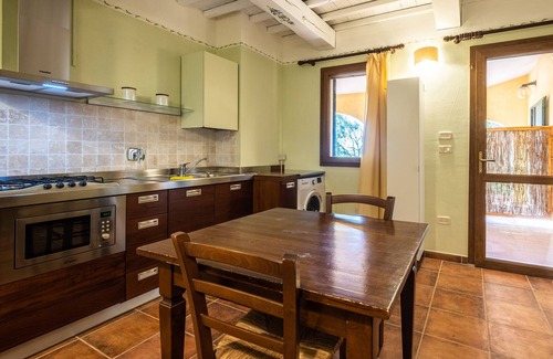 Capalbio Other | Farmhouse "Rosaspina - Appartamento 2" with Shared Pool & Shared Garden