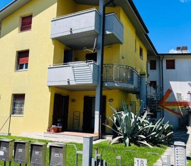 Valeggio sul Mincio Apartment | Garda Art&City - near Sigurtà and Borghetto
