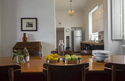 Oltrarno Apartment | Great bright apartment in Florence, perfect for a family or a group!