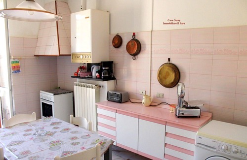Levanto Apartment | Holiday apartment Levanto for 1 - 6 persons with 3 bedrooms - Holiday apartment in one or multi-fami