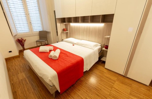 Rome City Centre Apartment | HomyHost - Opera Singer Home City Center - AC
