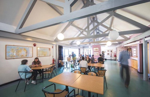 Ballycastle Hostel | Hostel ∙ 6 guests