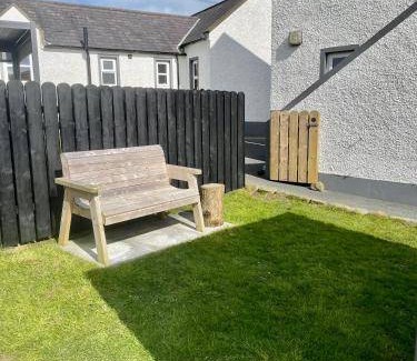 Castlewellan House | House ∙ 2 bedrooms ∙ 4 guests