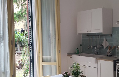 Grottammare Apartment | House near the sea with garden